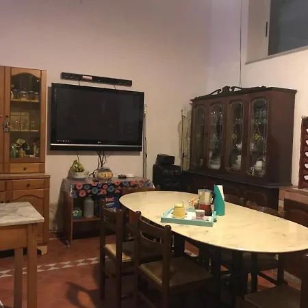 Darlis Aetna Guestroom Bed and breakfast Nunziata