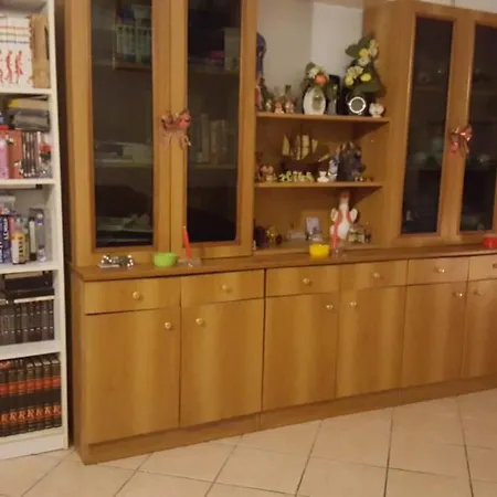 Darlis Aetna Guestroom Nunziata